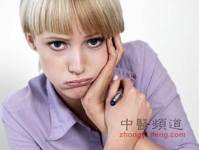 中醫說(shuō)：艾灸耳孔可治牙痛